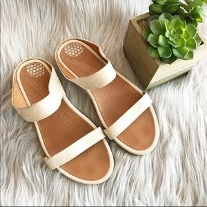 Fitflop || Sparkle Sandal Size 9